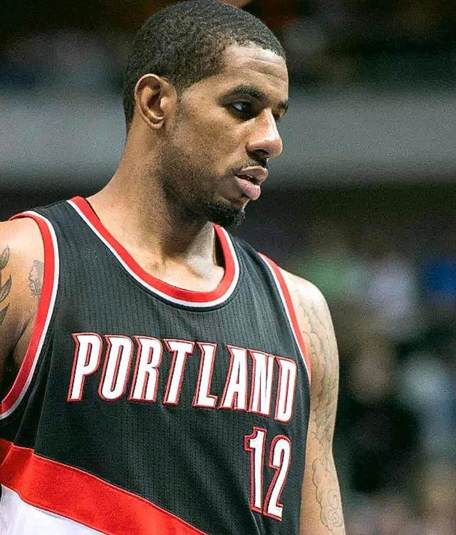 在侧吸引重 在侧吸引重