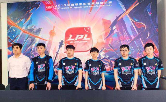 比例从28 比例从28